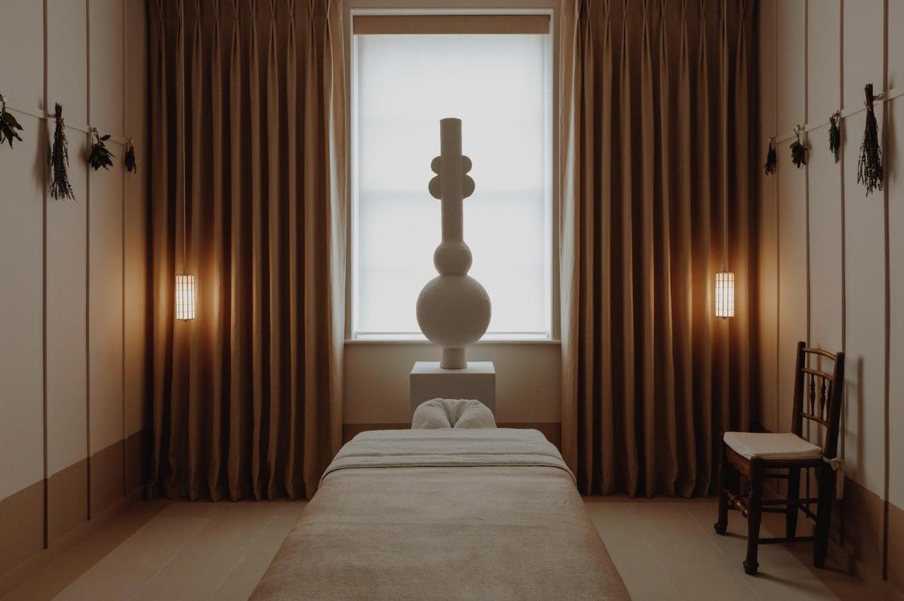 นัมเบอร์ 15 เกรต พัลต์นีย์ Hotel บาธ ภายนอก รูปภาพ The treatment room at The Well House