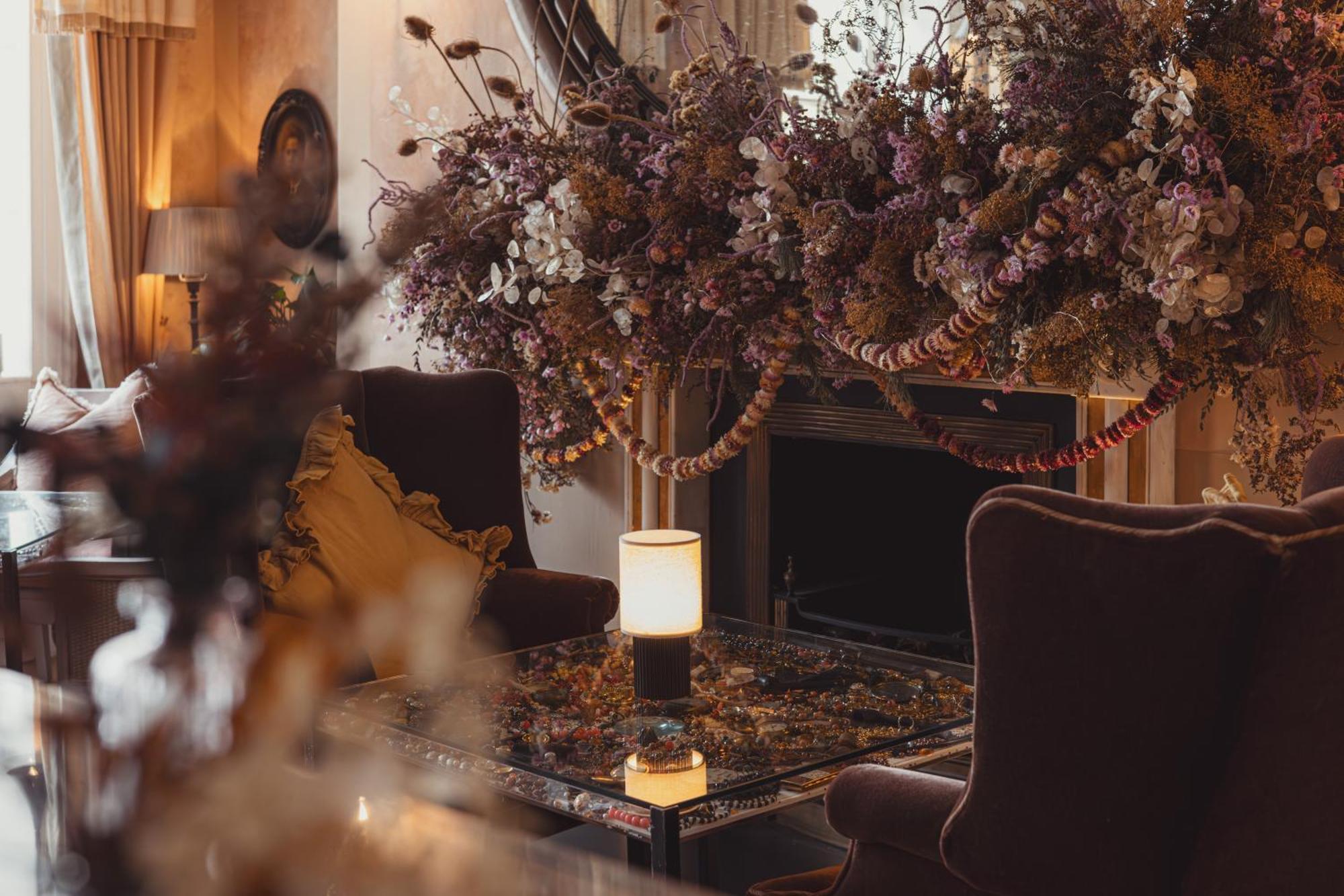 นัมเบอร์ 15 เกรต พัลต์นีย์ Hotel บาธ ภายนอก รูปภาพ The interior of the hotel